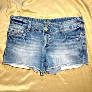 Amethyst Mid Rise Raw Hem Stretch Denim Shorts